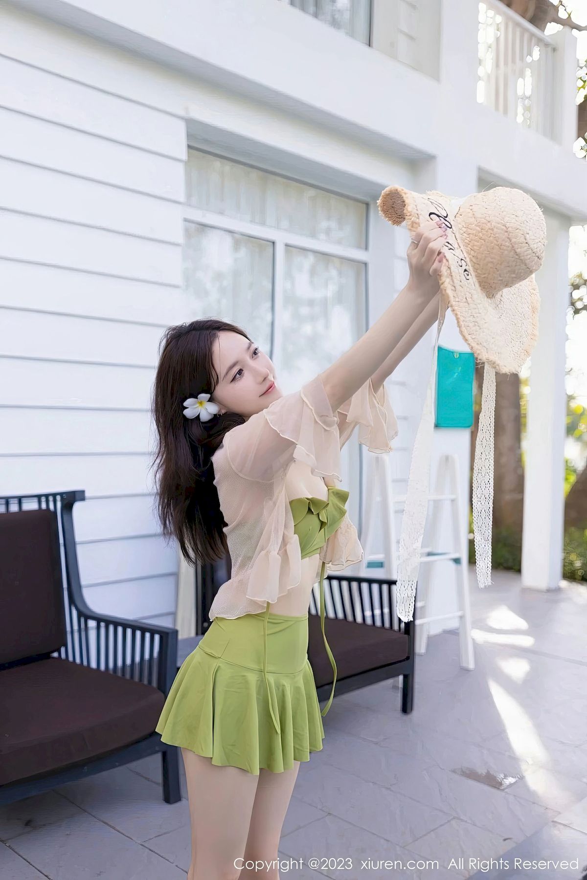 鱼子酱Fish - 果绿色服饰+泳池场景