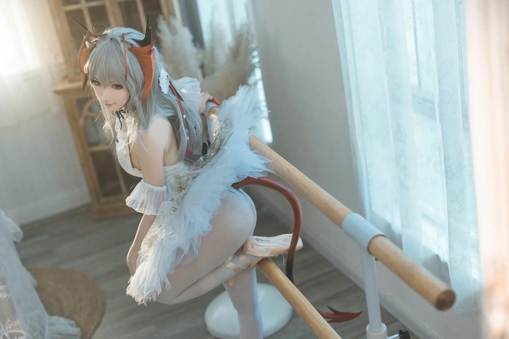 图片[4]-是三不是世w – 明日方舟 W 芭蕾【27P】 – COSPLAY-御萝部落