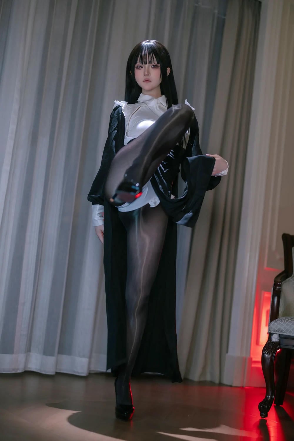 图片[3]-嶼魚 黑絲修女【40P】 – COSPLAY-御萝部落